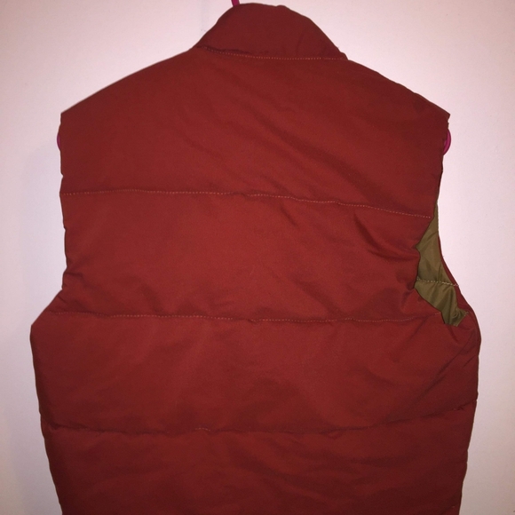 Button down vest - Picture 2 of 3
